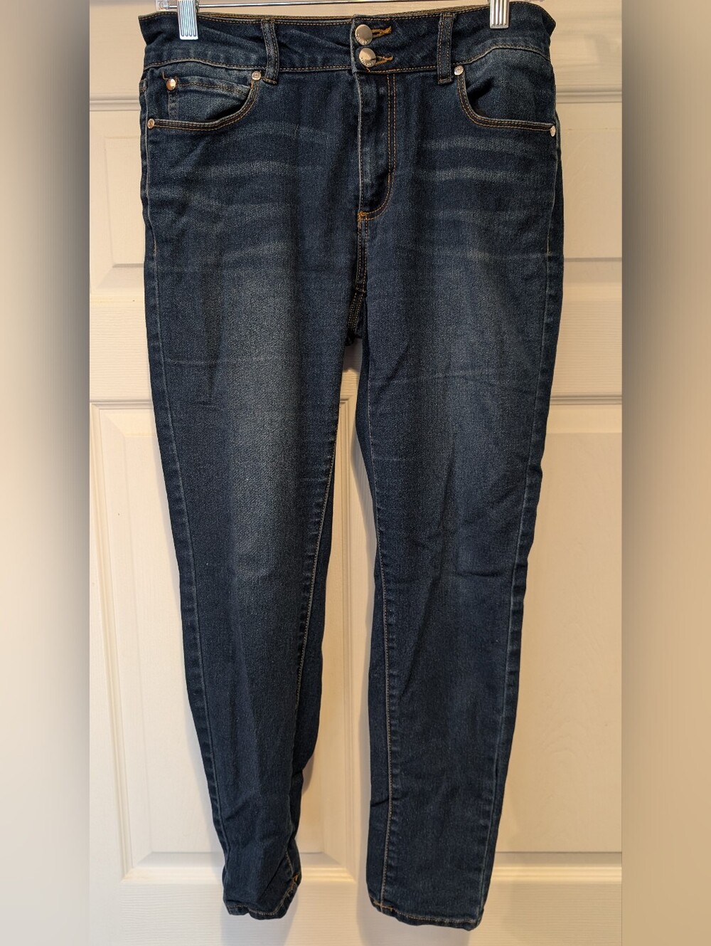 Tahari Women's Cotton Blend Size 6/28 Blue Jeans cthny